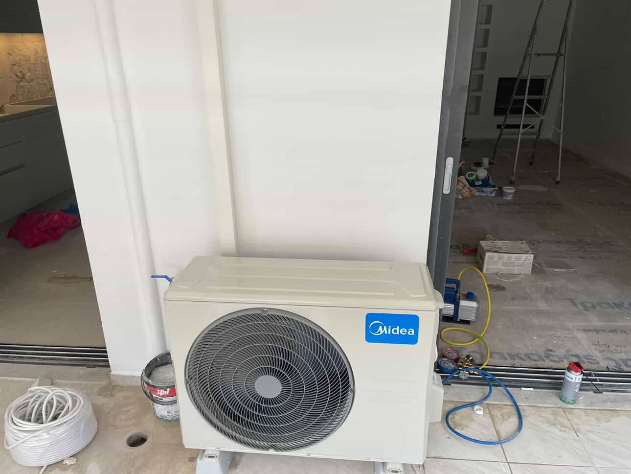 Εγκατάσταση Midea